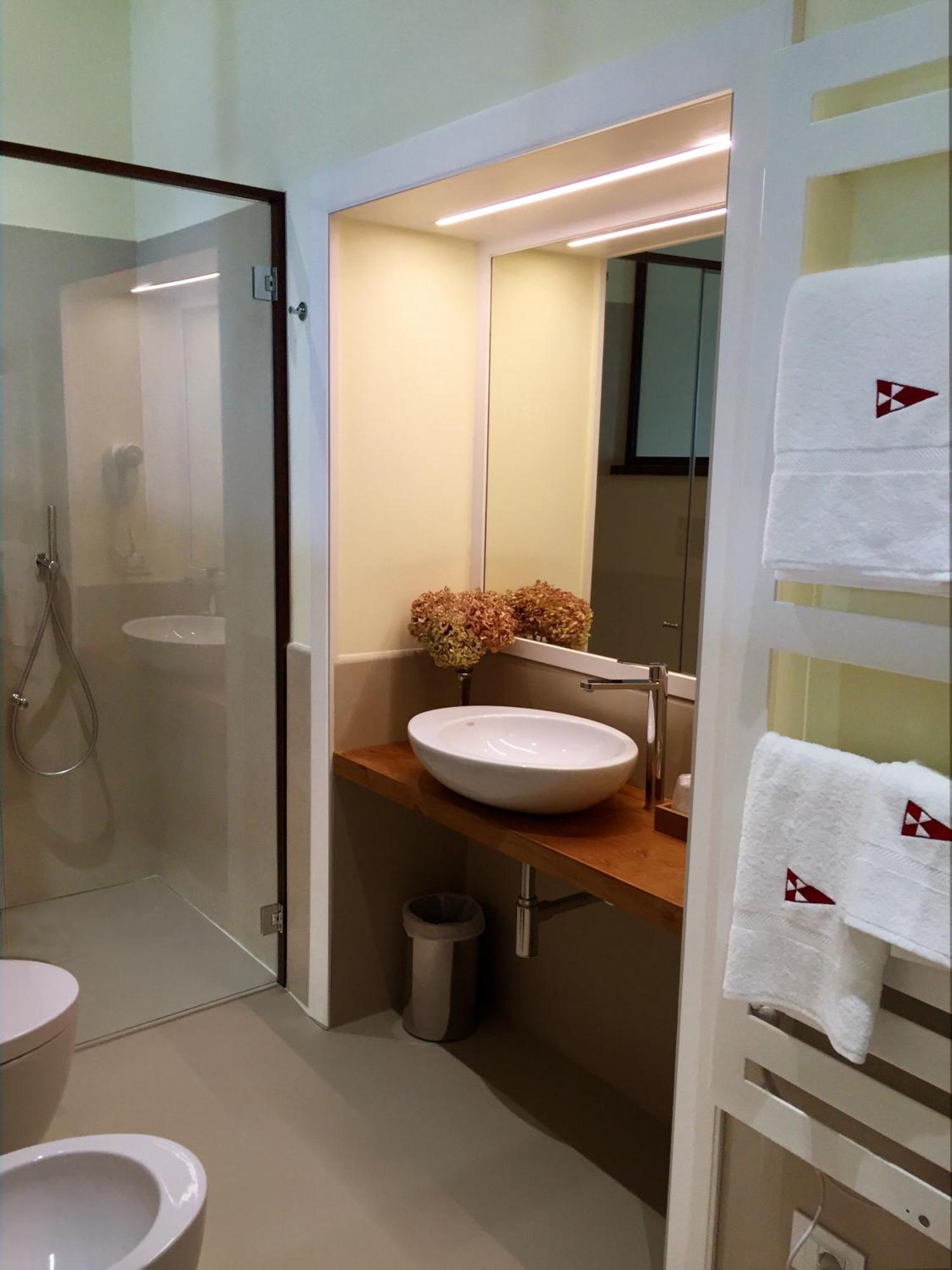 Yacht Club Capo Cervo Suites B&B Sorrento Esterno foto